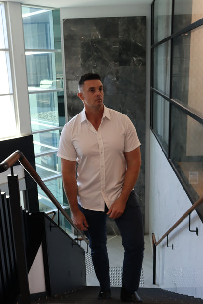 Comfortable Button Up short sleeve White