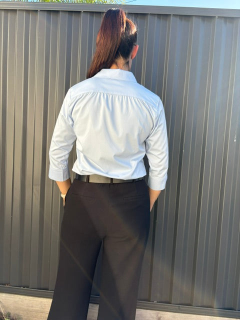 The Confident 3 Quarter Ice Blue